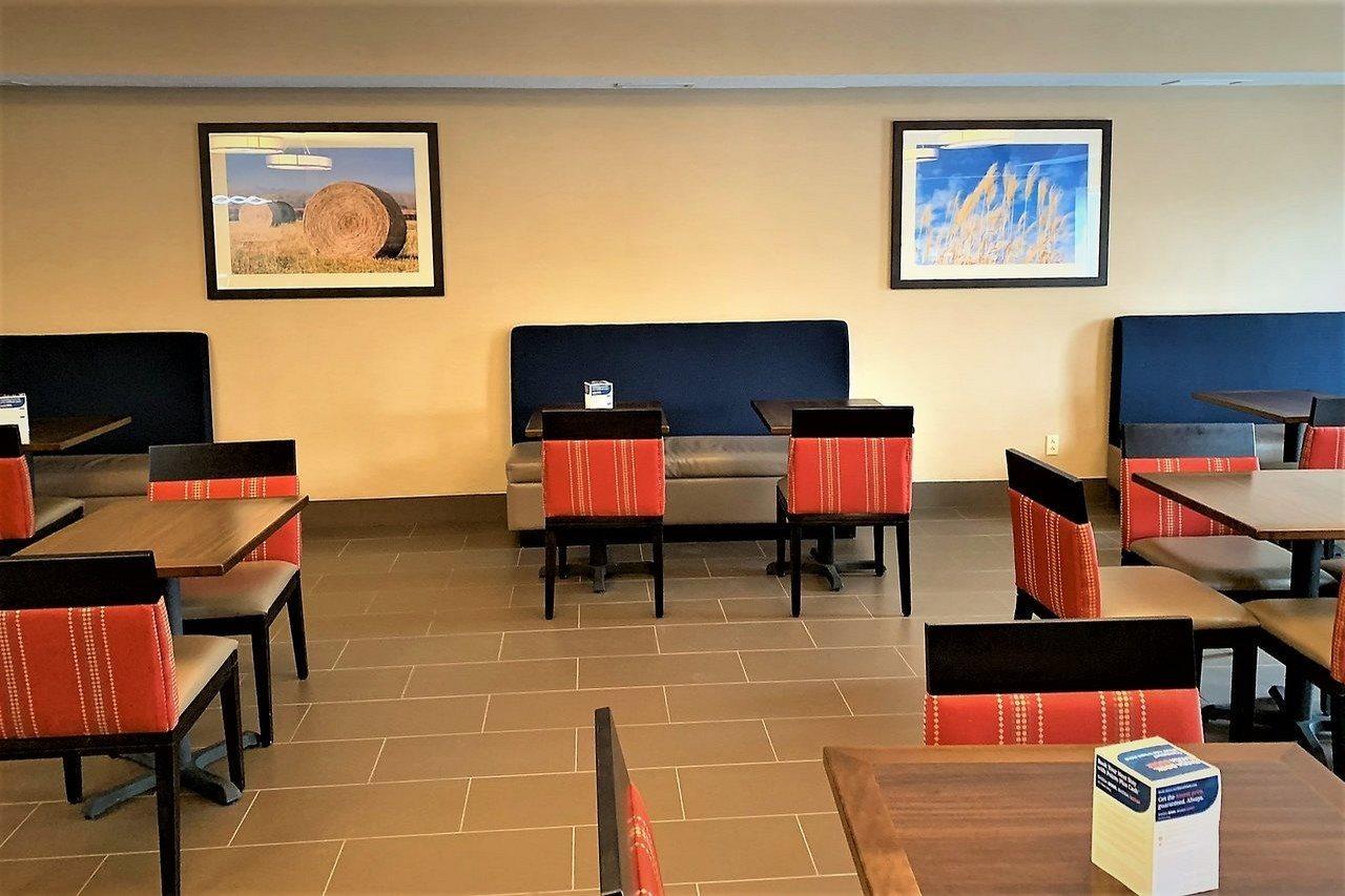 Comfort Suites Auburn Near I-69 Esterno foto