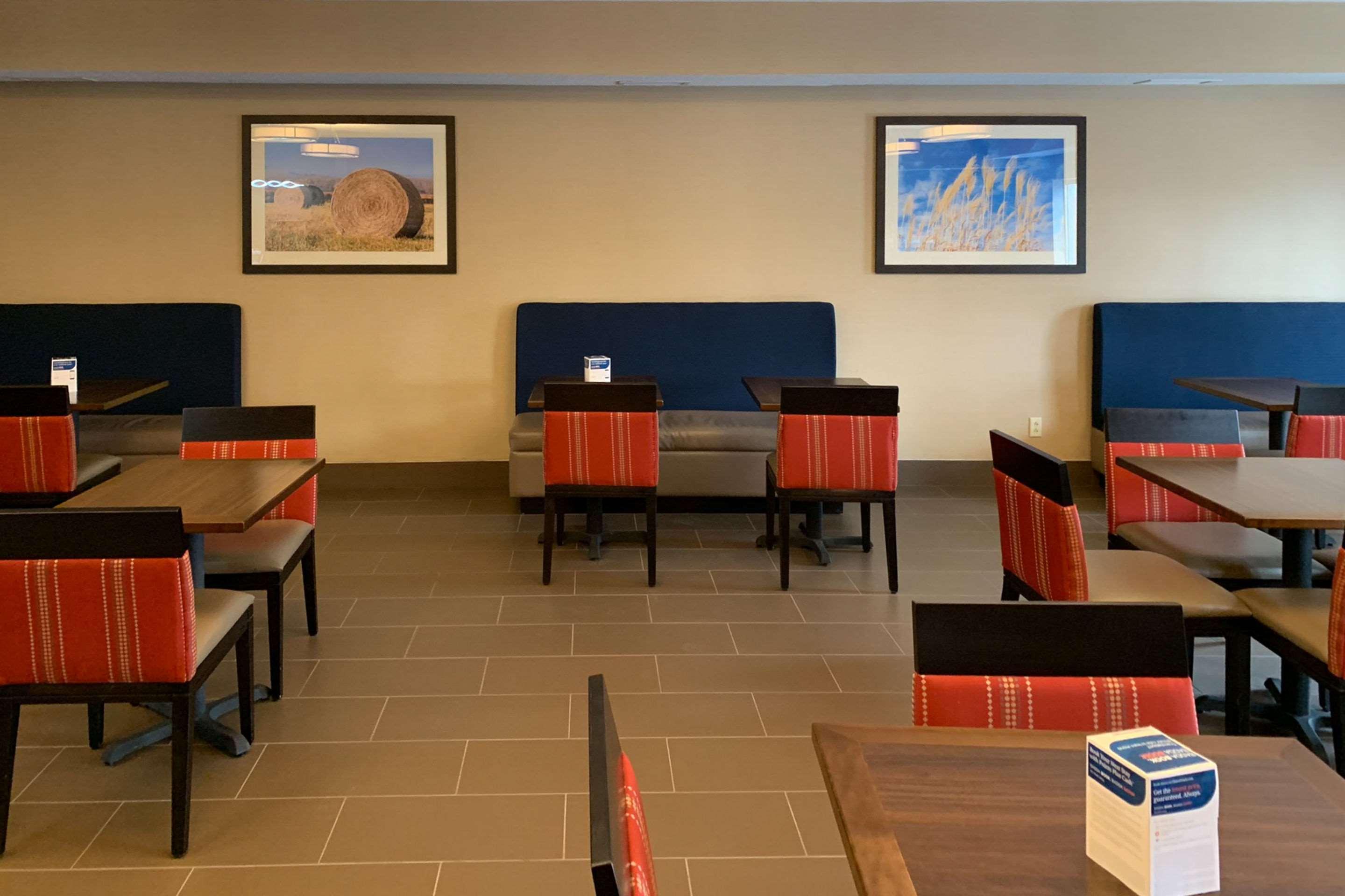 Comfort Suites Auburn Near I-69 Esterno foto