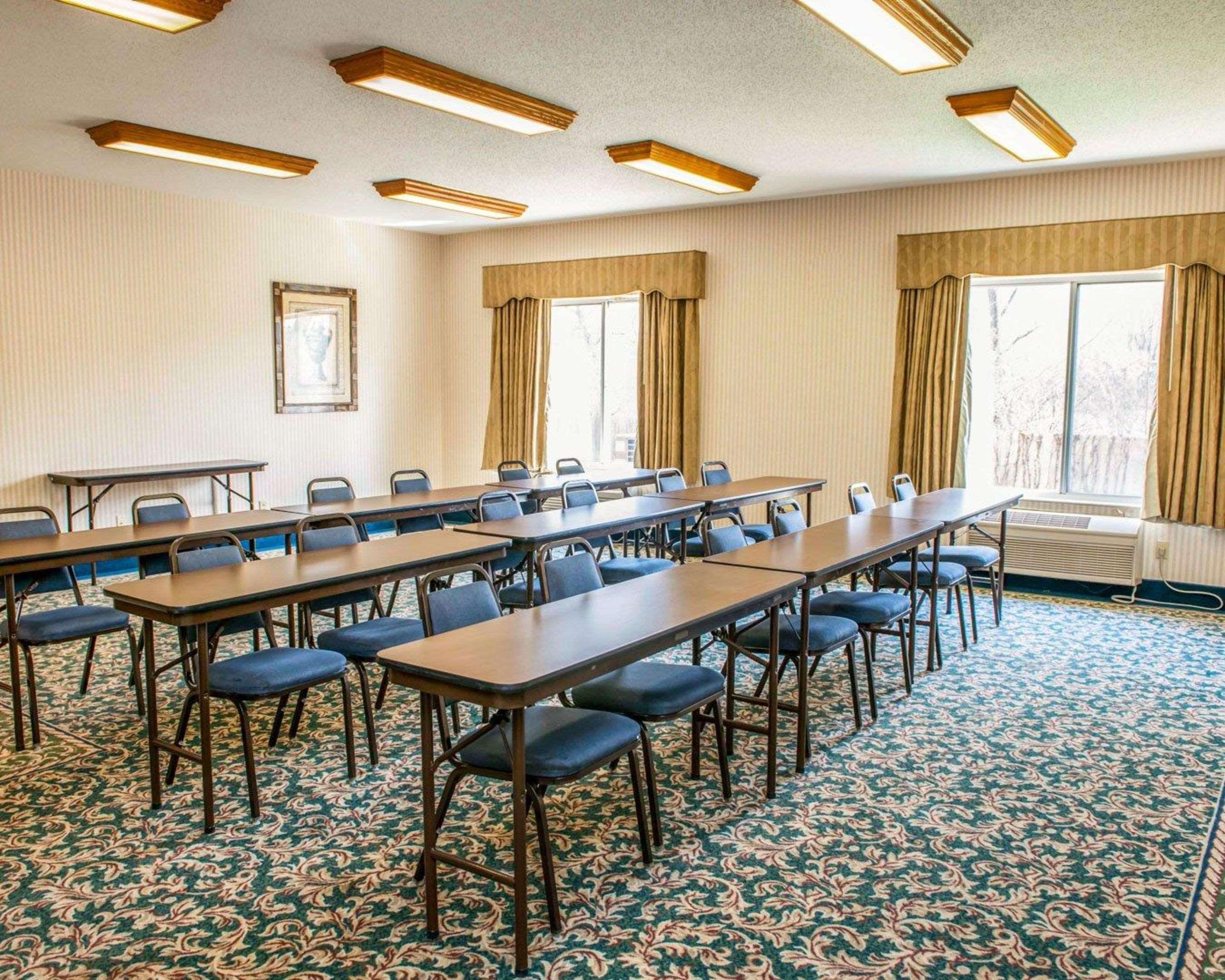 Comfort Suites Auburn Near I-69 Esterno foto