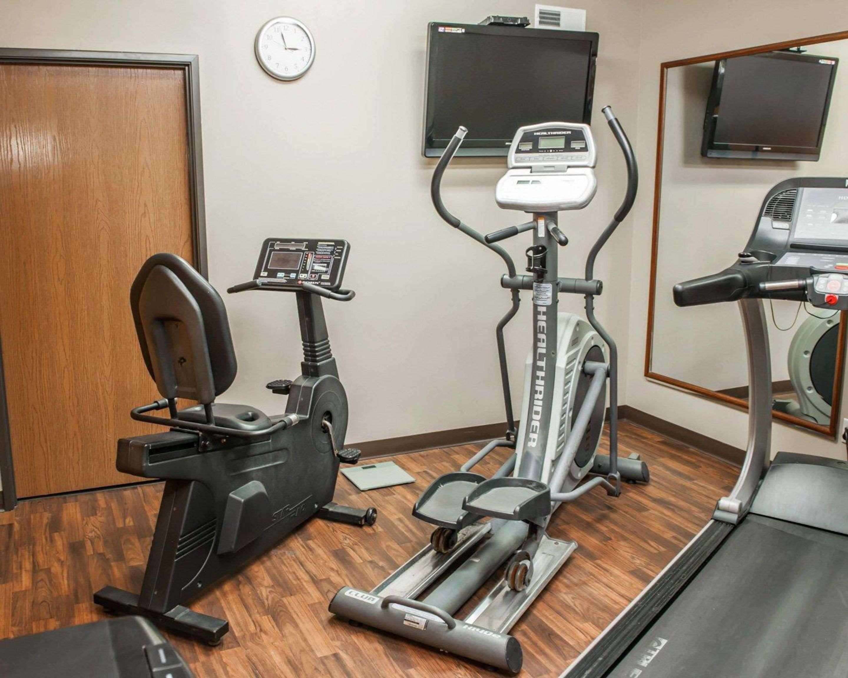 Comfort Suites Auburn Near I-69 Esterno foto